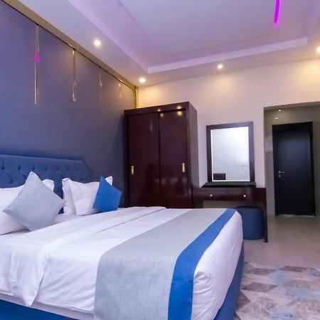 Aparthotel ال متعب سويتس الفلاح 1 Rijád Exteriér fotografie