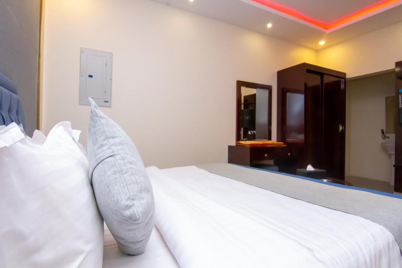 Aparthotel ال متعب سويتس الفلاح 1 Rijád Exteriér fotografie